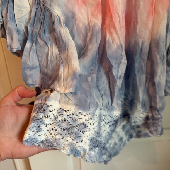Surf Gypsy Tie-Dye Off-Shoulder Bell Sleeve Cover-Up Blouse Mini Dress SMALL - Picture 5 of 7